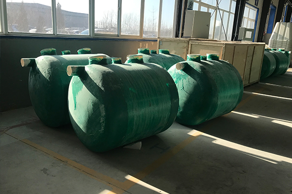 怎么選到高質量的玻璃鋼化糞池 怎么選到高質量的玻璃鋼化糞池